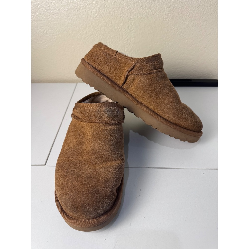 UGG Classic Suede Slippers Women Size 7 Chestnut Shearling Lined Cozy Slip On
